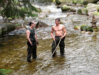 Bildergalerie Flussüberquerung